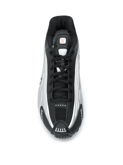 Nike Shox R4