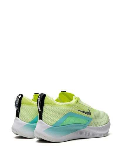 Nike Zoom Fly 4 Low-Top