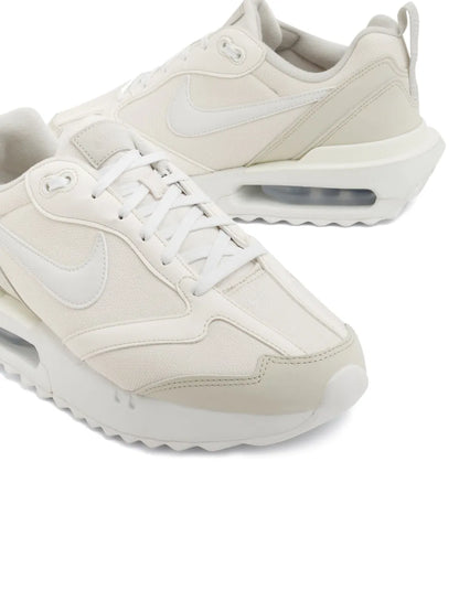 Nike Air Max Dawn Low-Top