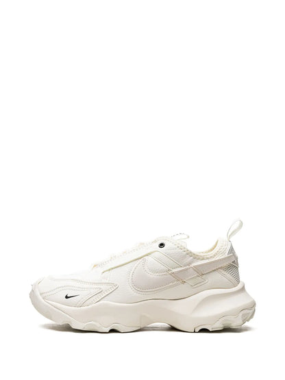 Nike Tc 7900
