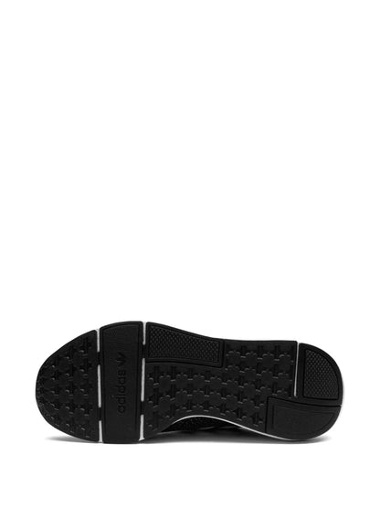 adidas Swift Run 22 Low-Top