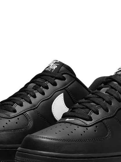 Nike Air Force 1 Black/White Sneakers
