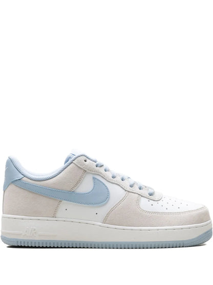 Nike Air Force 1 07 Lv8 Sneakers