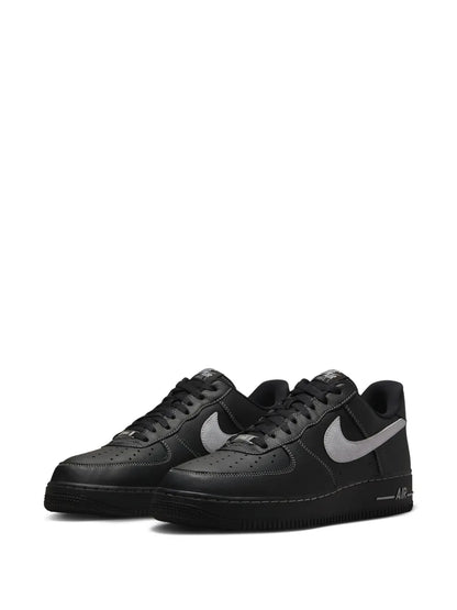 Nike Air Force 1 07 Lv8 Sneakers