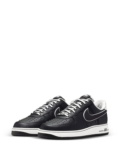 Nike Air Force 1 07 Sneakers