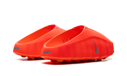 Mind 001 WMNS "Solar Red" HQ4309 600